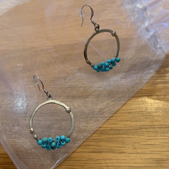 Custom Earrings ~Silver Tone~ Turquoise Aqua Beads - Picture 5 of 9